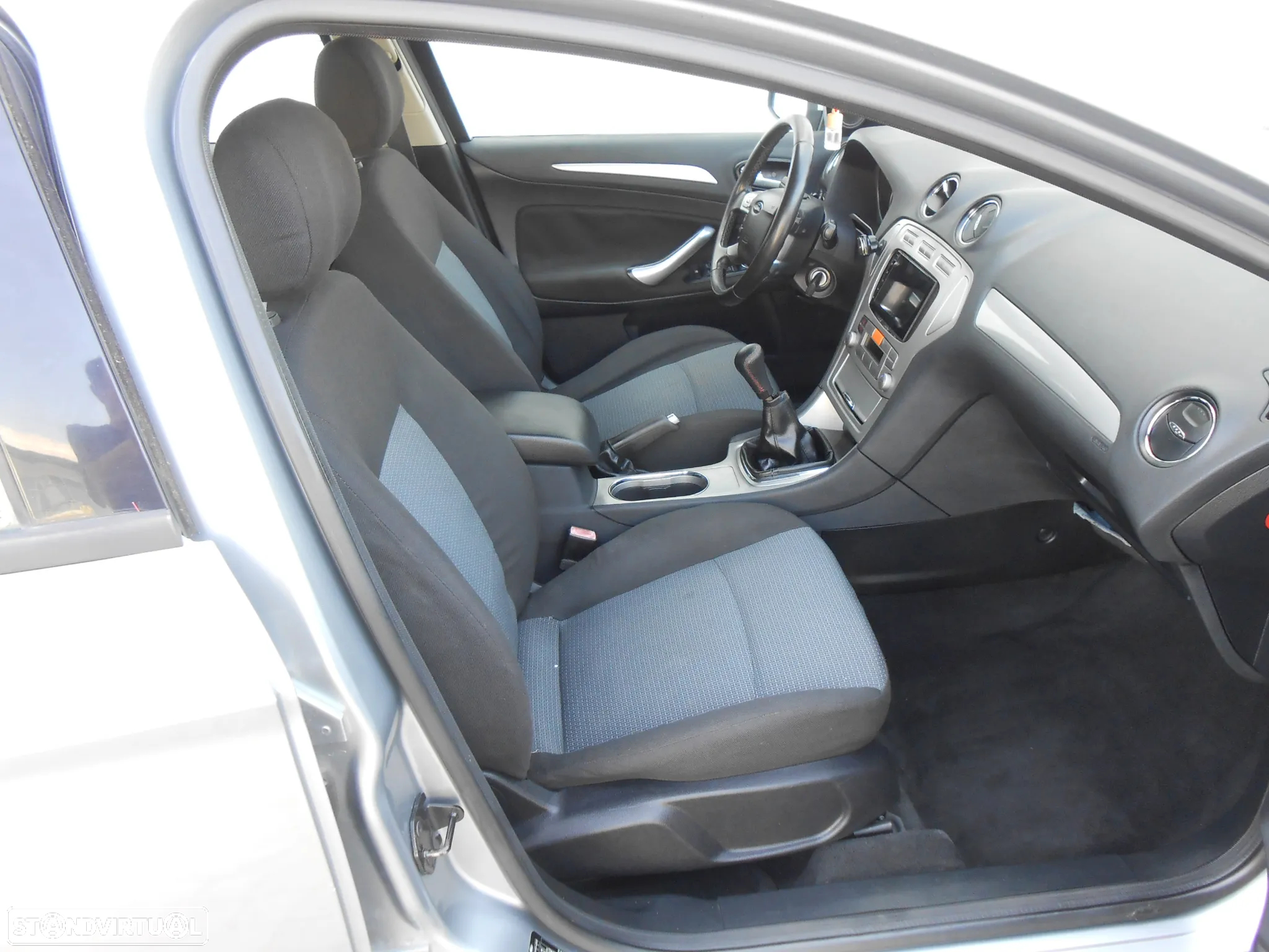 Ford Mondeo SW 1.8 TDCi ECOnetic - 27