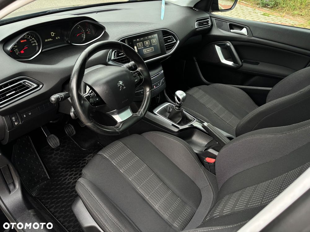 Peugeot 308 - 7