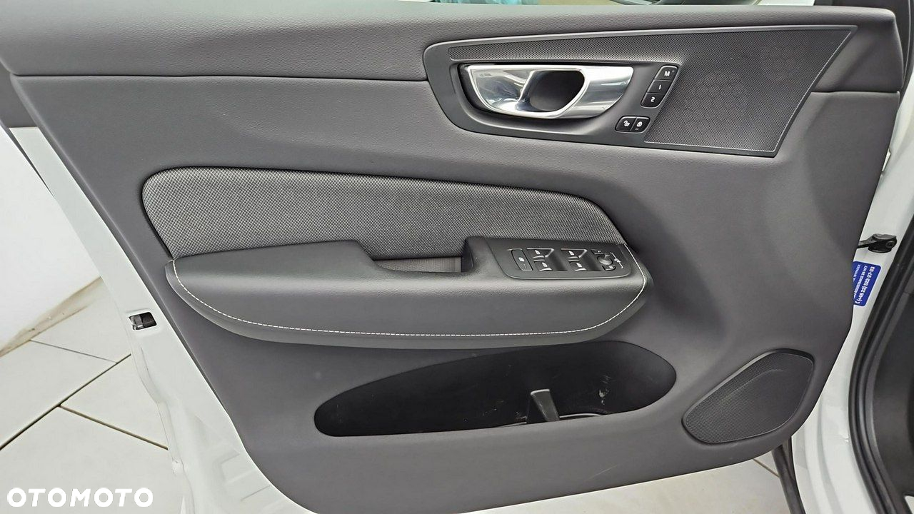 Volvo XC 60 - 10