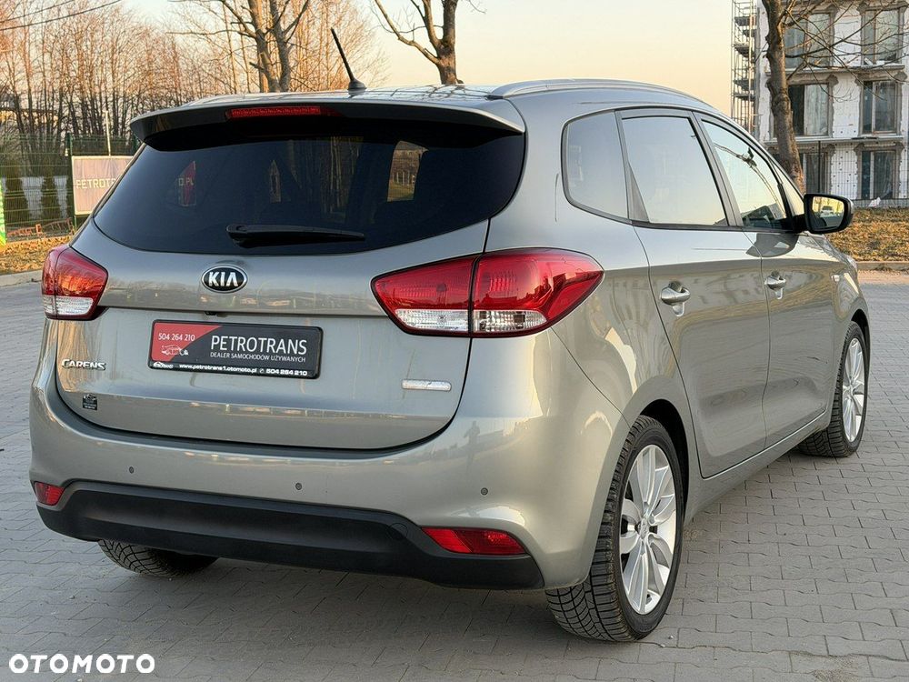 Kia Carens 1.7 CRDi Vision - 11