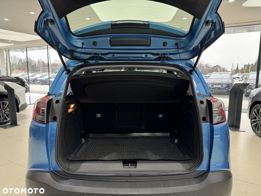 Opel Crossland X - 17