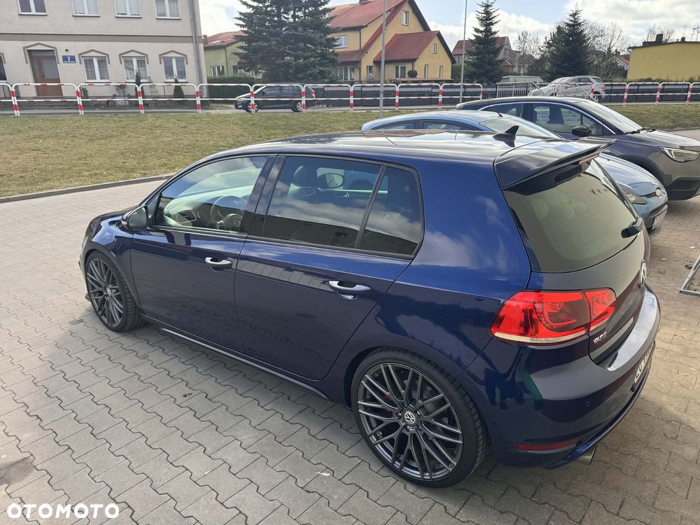 Volkswagen Golf - 7