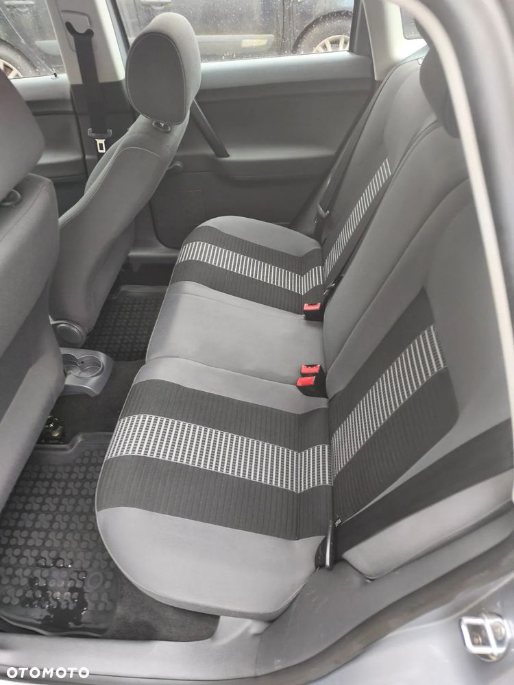 Volkswagen Polo 1.4 TDI Comfortline - 5