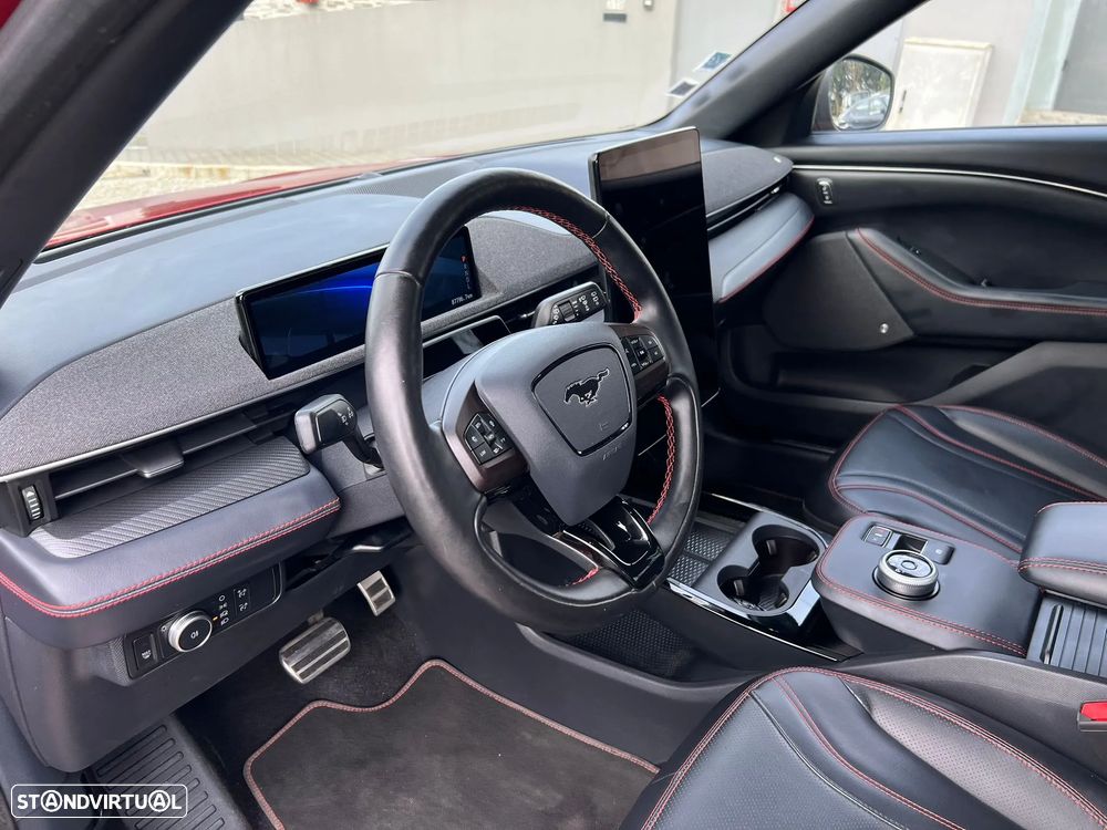 Ford Mustang Mach-E 87 kWh Premium AWD - 19