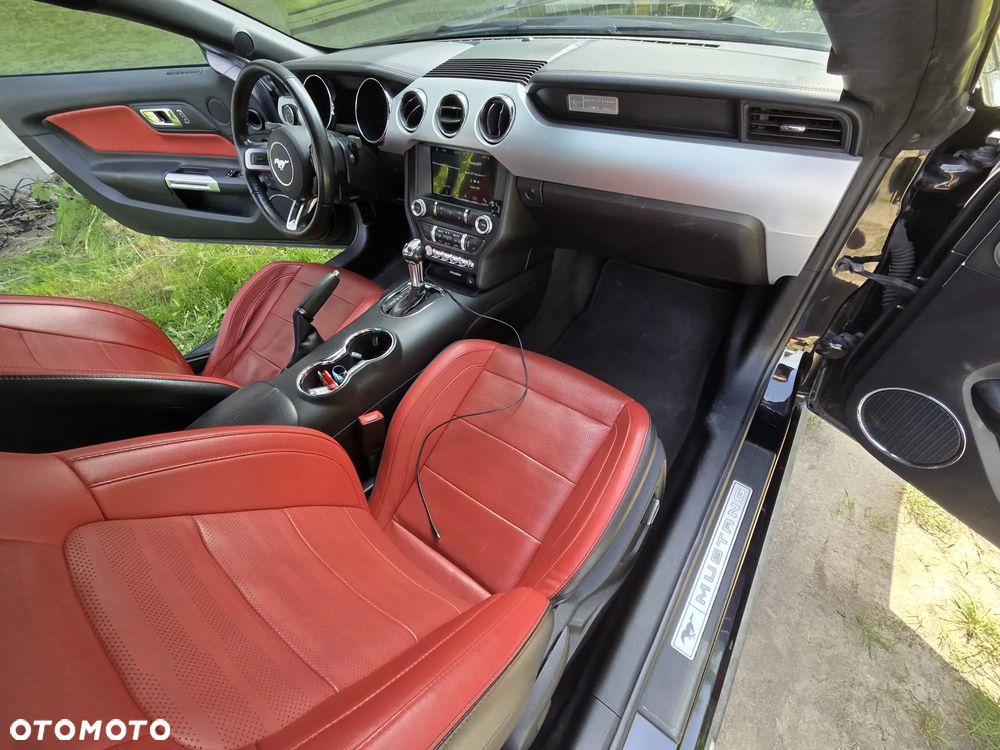 Ford Mustang - 9