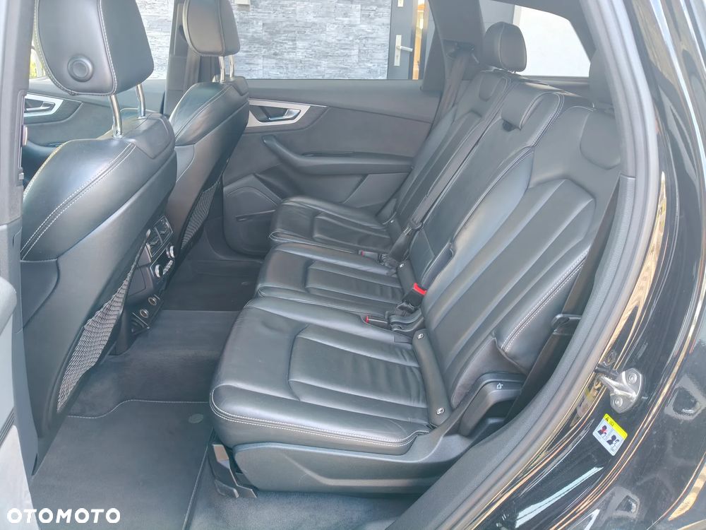Audi Q7 - 15