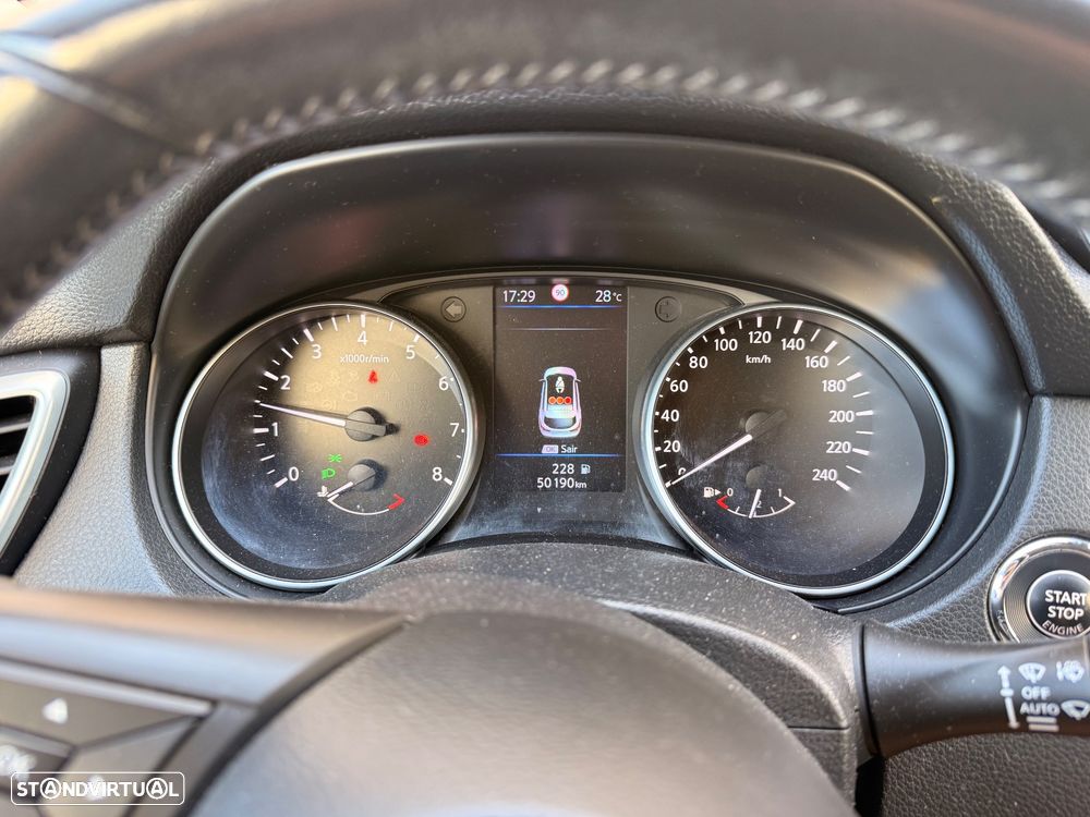 Nissan Qashqai 1.3 DIG-T N-Connecta J18 - 9