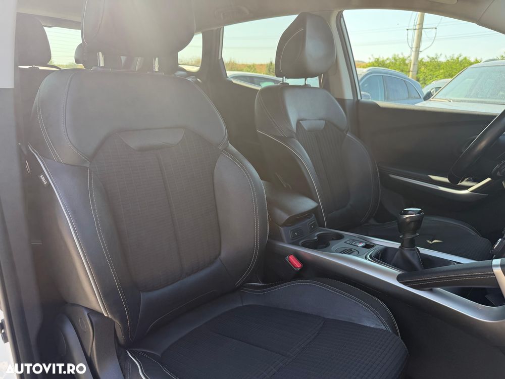 Renault Kadjar Energy dCi 130 Bose Edition - 17