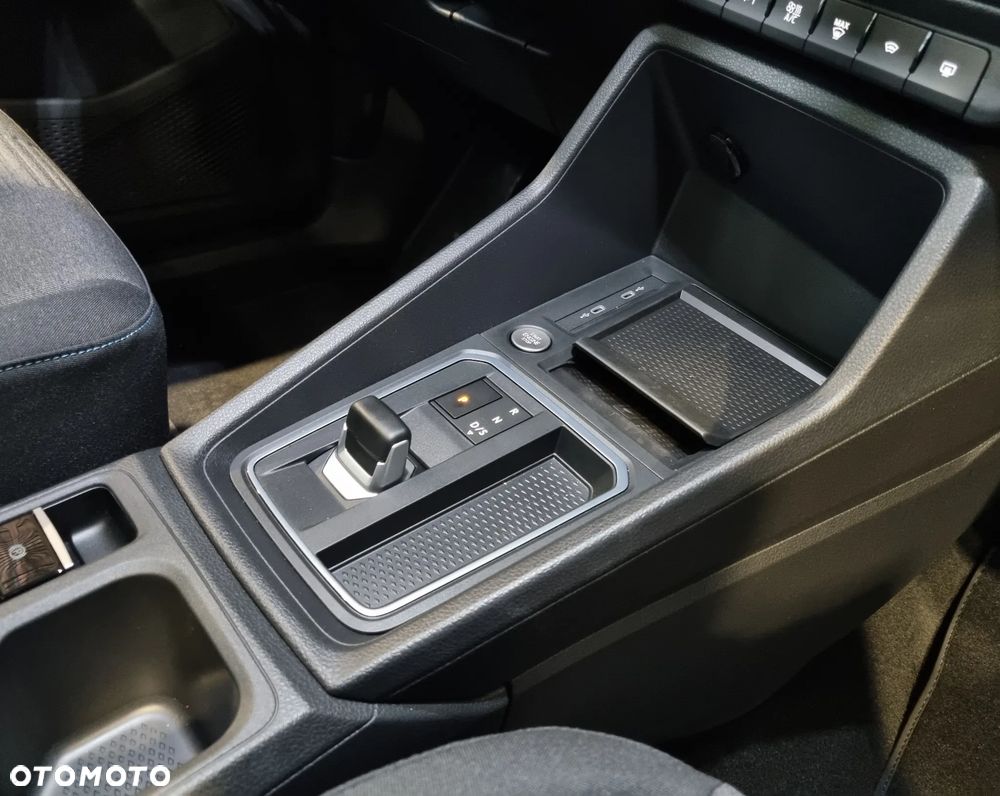 Ford Tourneo Connect - 8