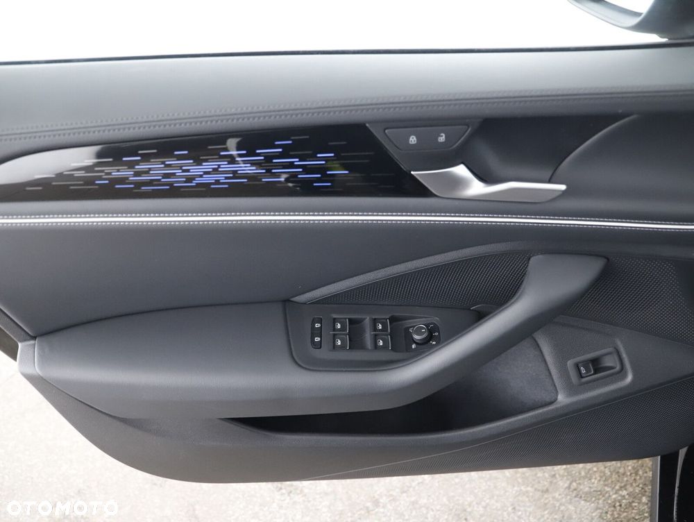 Volkswagen Passat Variant 2.0 TDI EVO Elegance DSG - 24