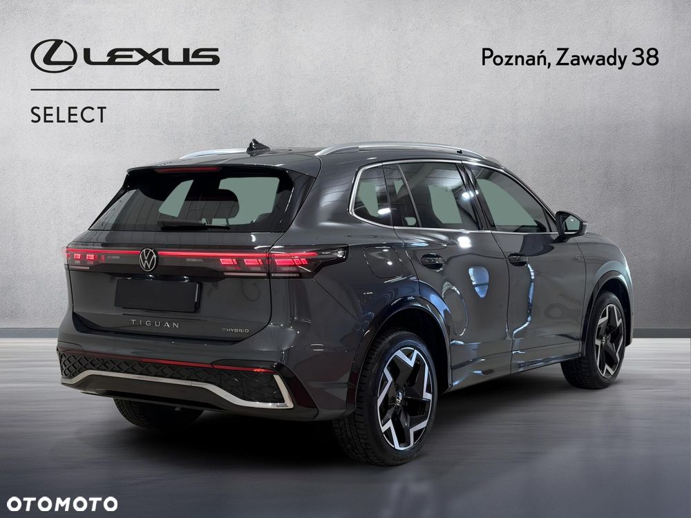 Volkswagen Tiguan - 2