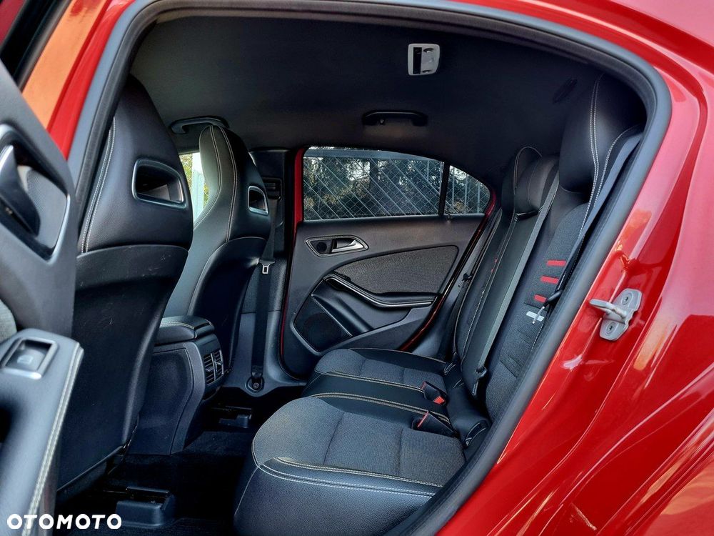 Mercedes-Benz Klasa A 200 AMG Line - 11