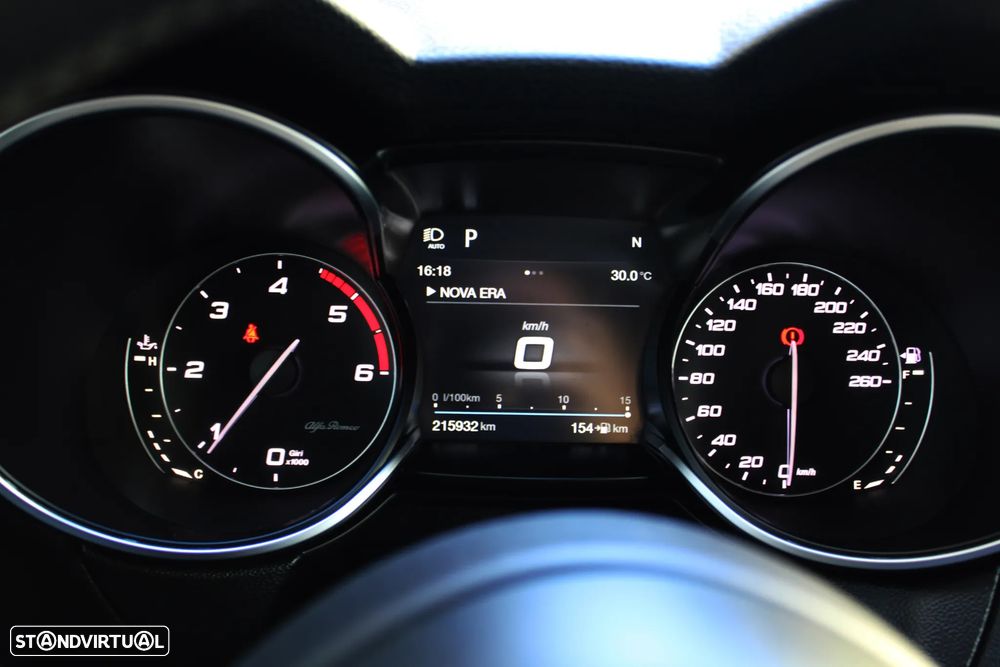 Alfa Romeo Stelvio 2.2 D Super AT8 - 35