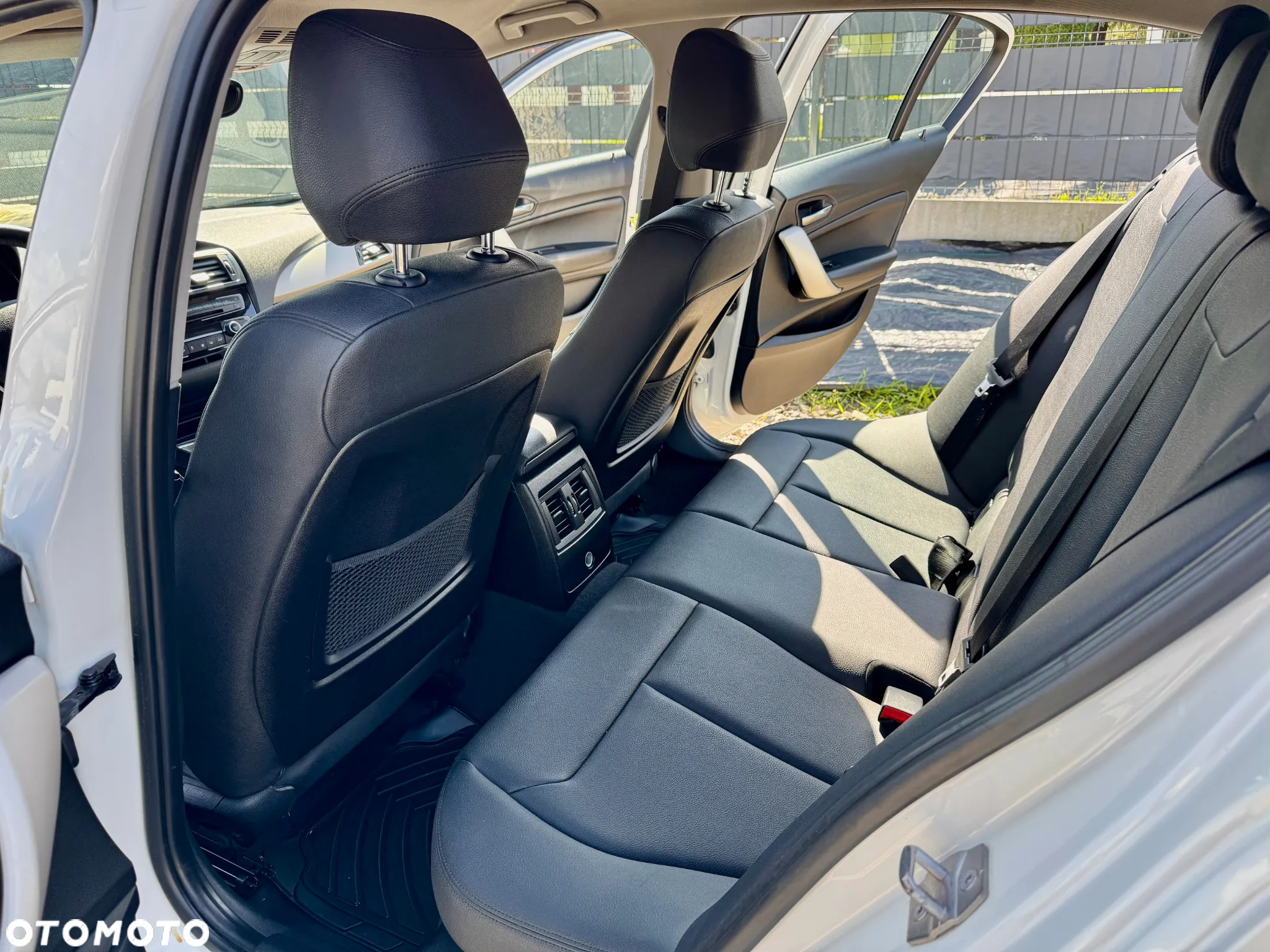 BMW Seria 1 - 19