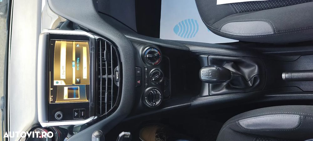 Peugeot 208 1.4 HDi FAP Style - 33