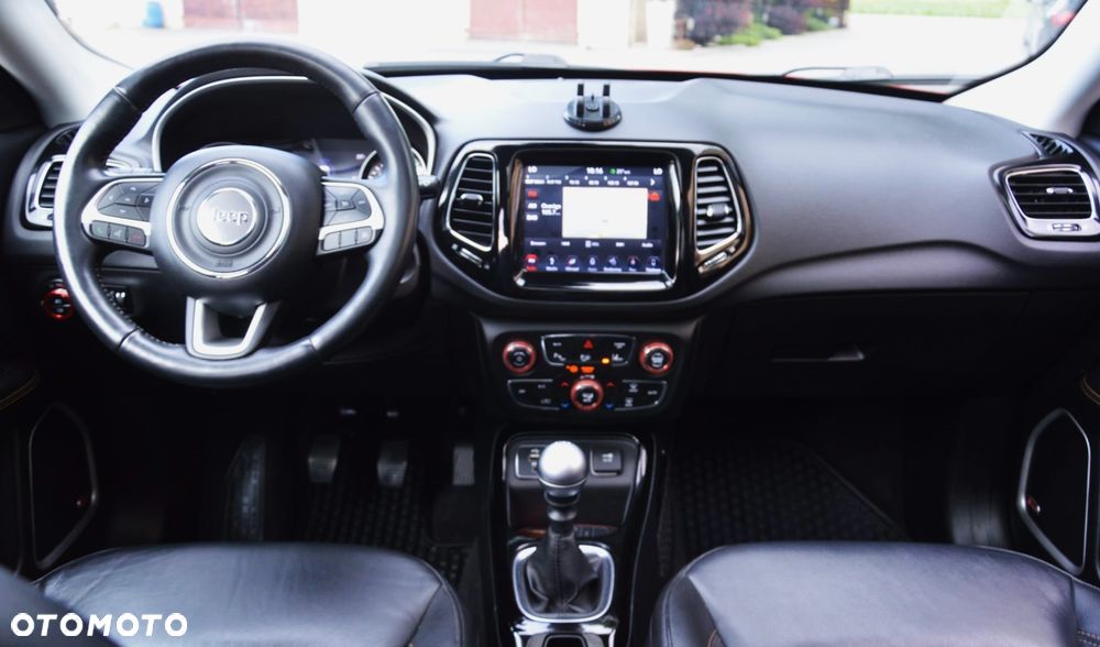 Jeep Compass - 16