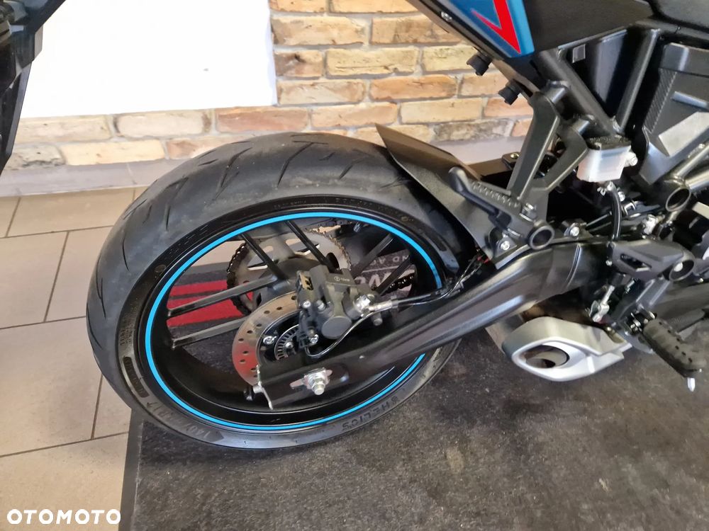 VOGE R125 - 22