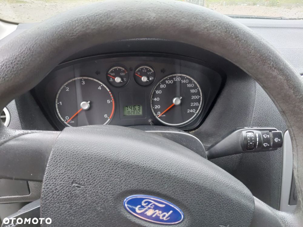 Ford Focus 1.6 TDCi Trend - 9