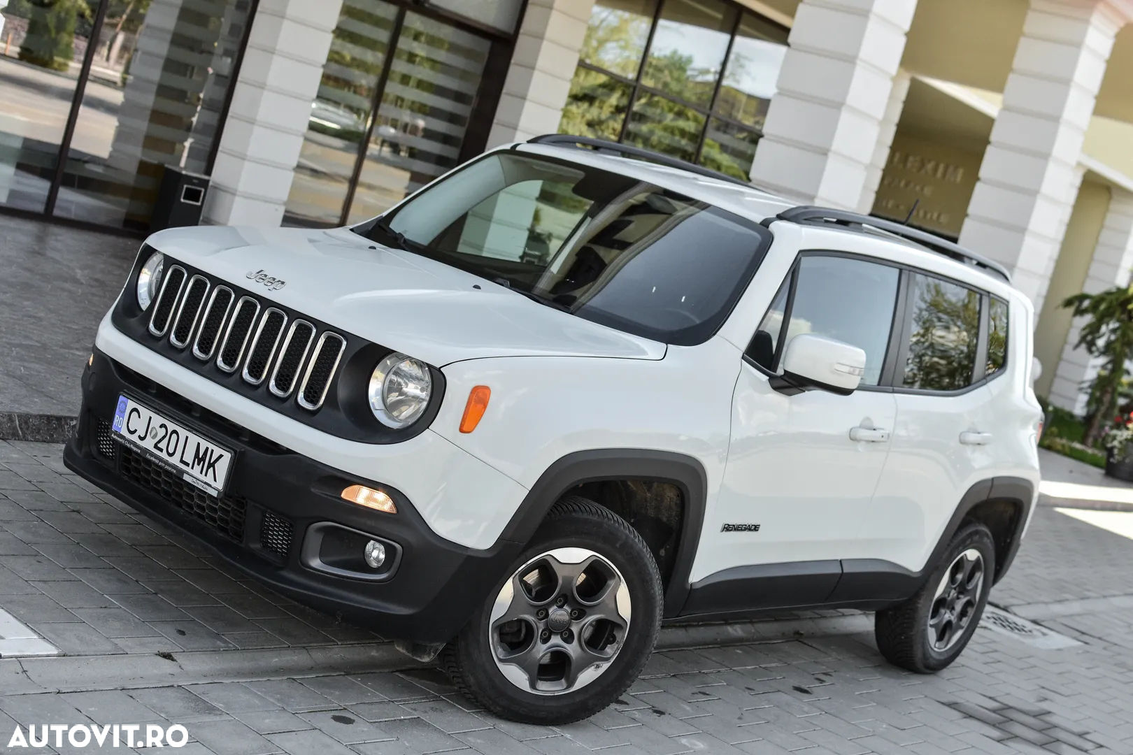Jeep Renegade - 17