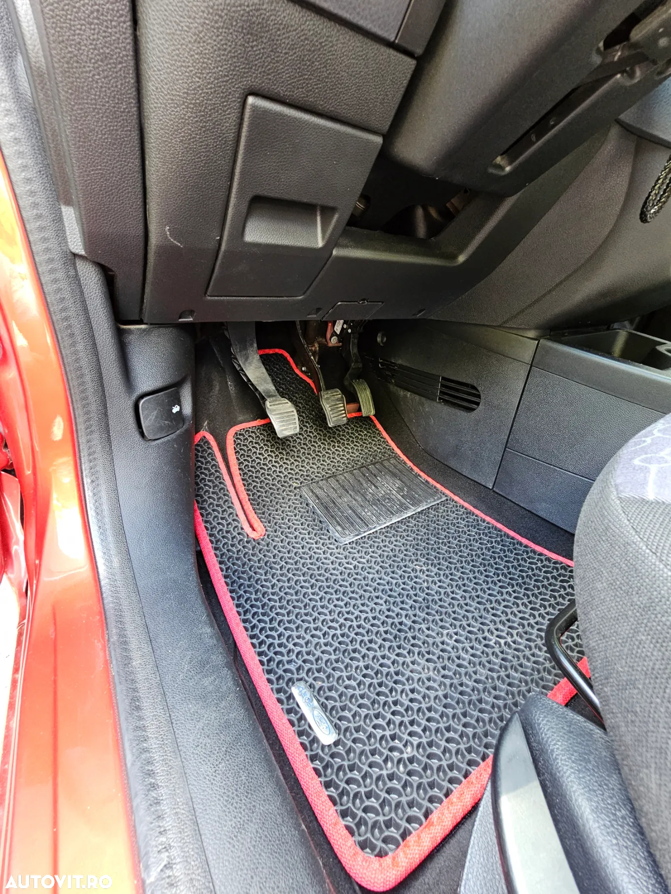 Ford Fiesta - 10