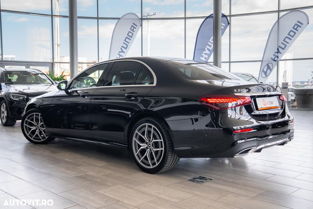 Mercedes-Benz E 220 d 4Matic 9G-TRONIC Avantgarde - 12