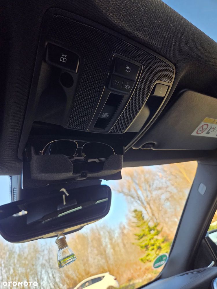 Mercedes-Benz GLA 220 d 4Matic 7G-DCT Style - 38