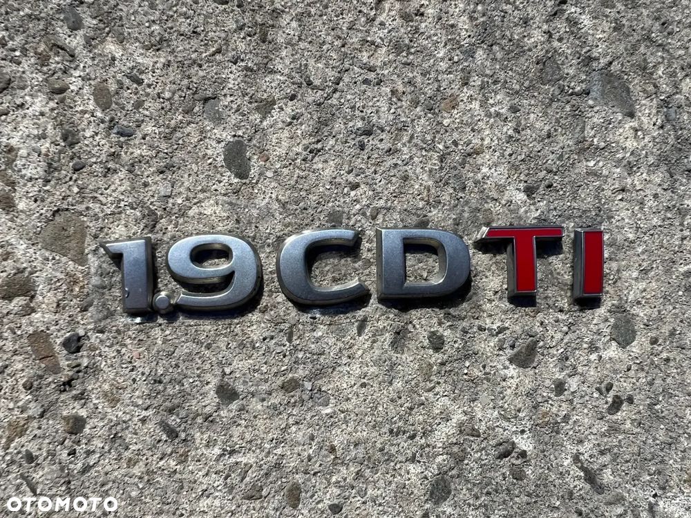 Emblemat OPEL 19CDTI Opel Astra III Kombi - 3