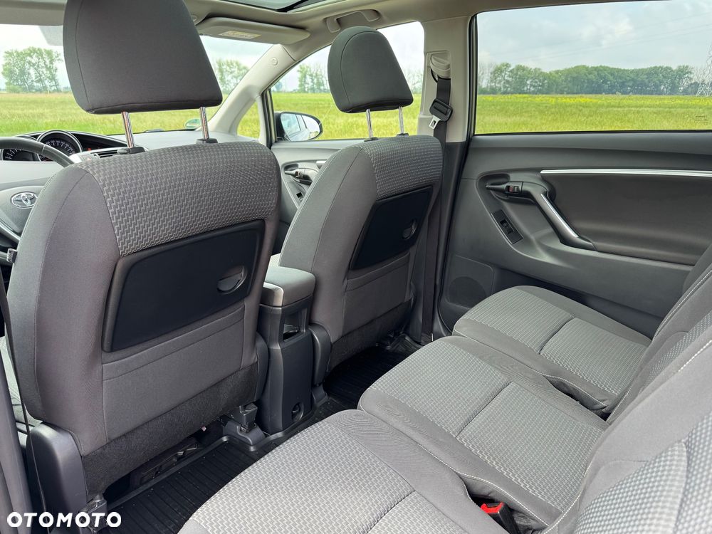 Toyota Verso 1.8 5-Sitzer Skyview Edition - 27