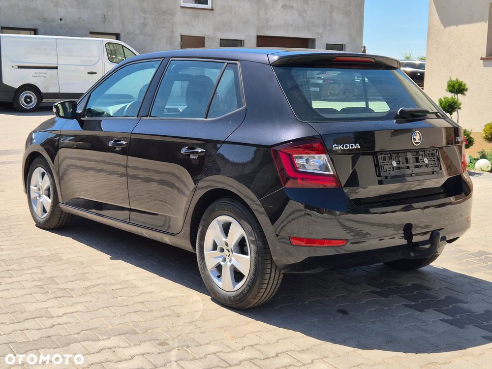 Skoda Fabia 1.0 TSI DSG Style - 4
