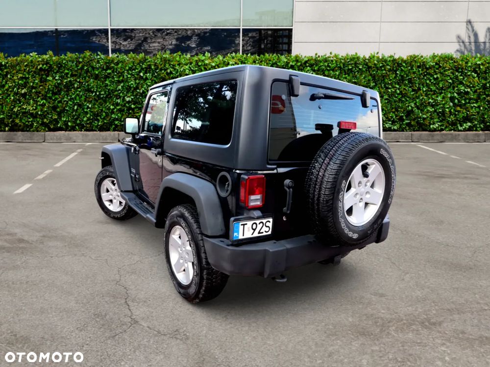 Jeep Wrangler - 5