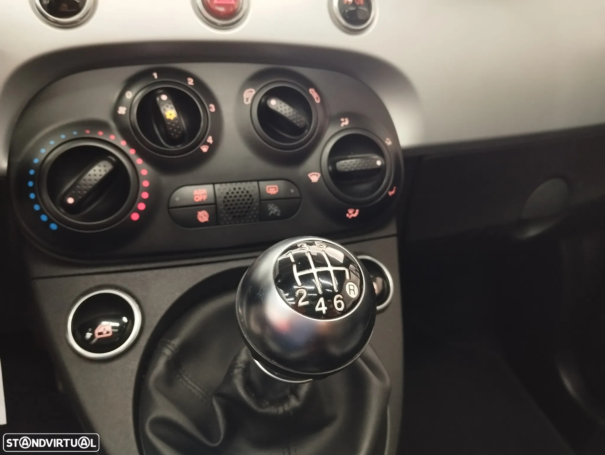 Fiat 500 1.0 Hybrid Connect - 27