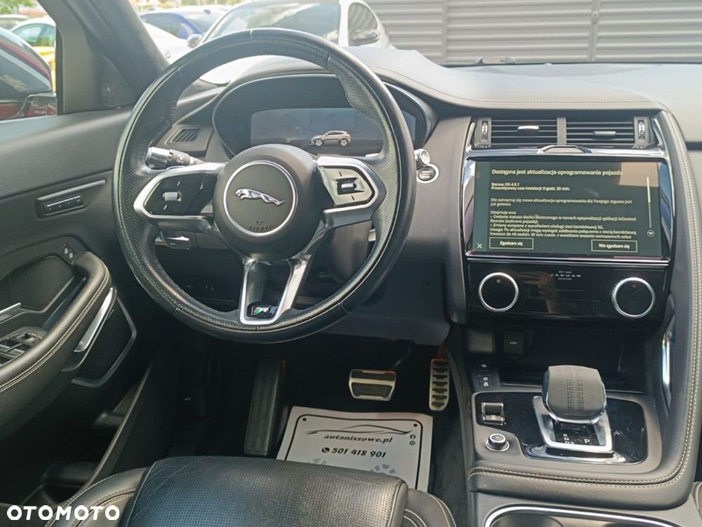 Jaguar E-Pace - 21