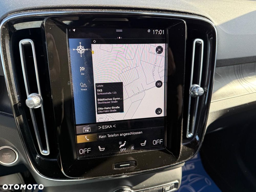 Volvo XC 40 T4 Plug-In Hybrid Plus Dark - 25