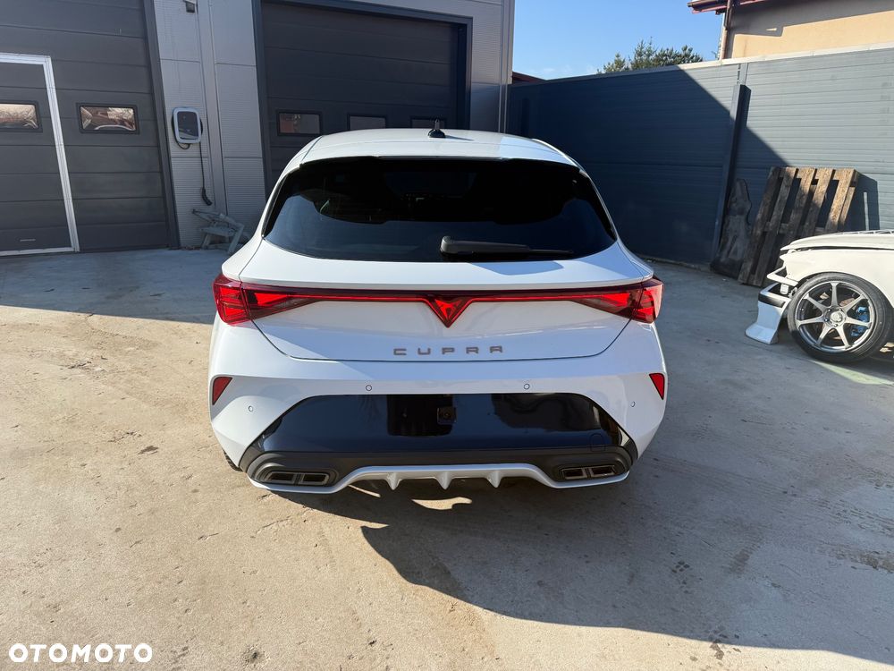 Cupra Leon 1.5 eTSI DSG - 8