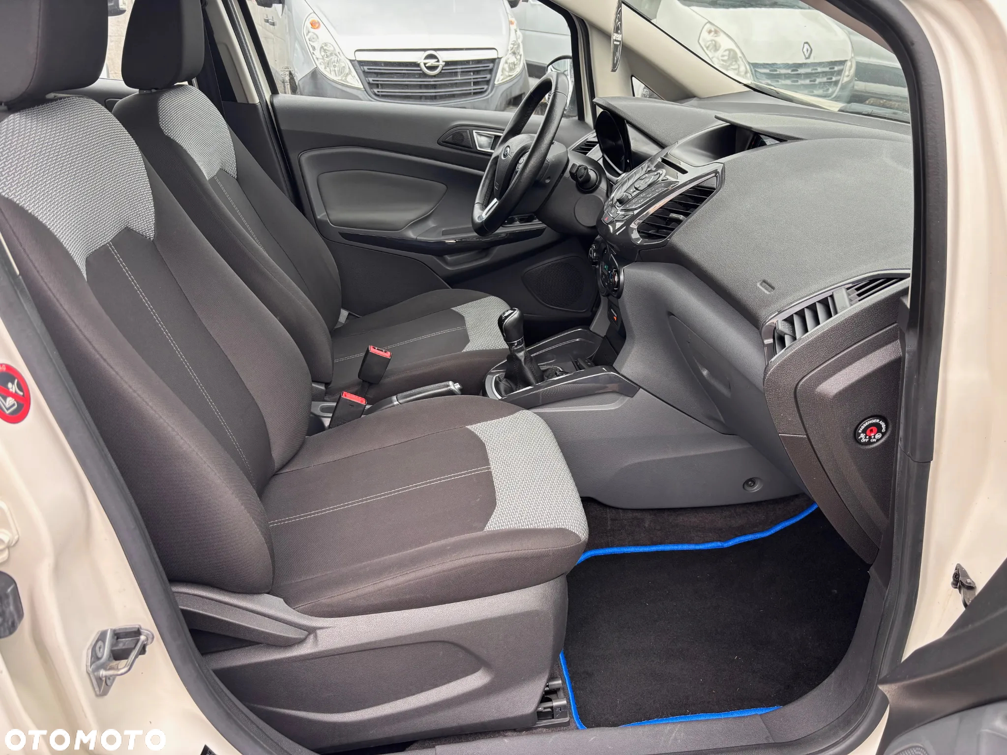 Ford EcoSport 1.0 EcoBoost TITANIUM - 17
