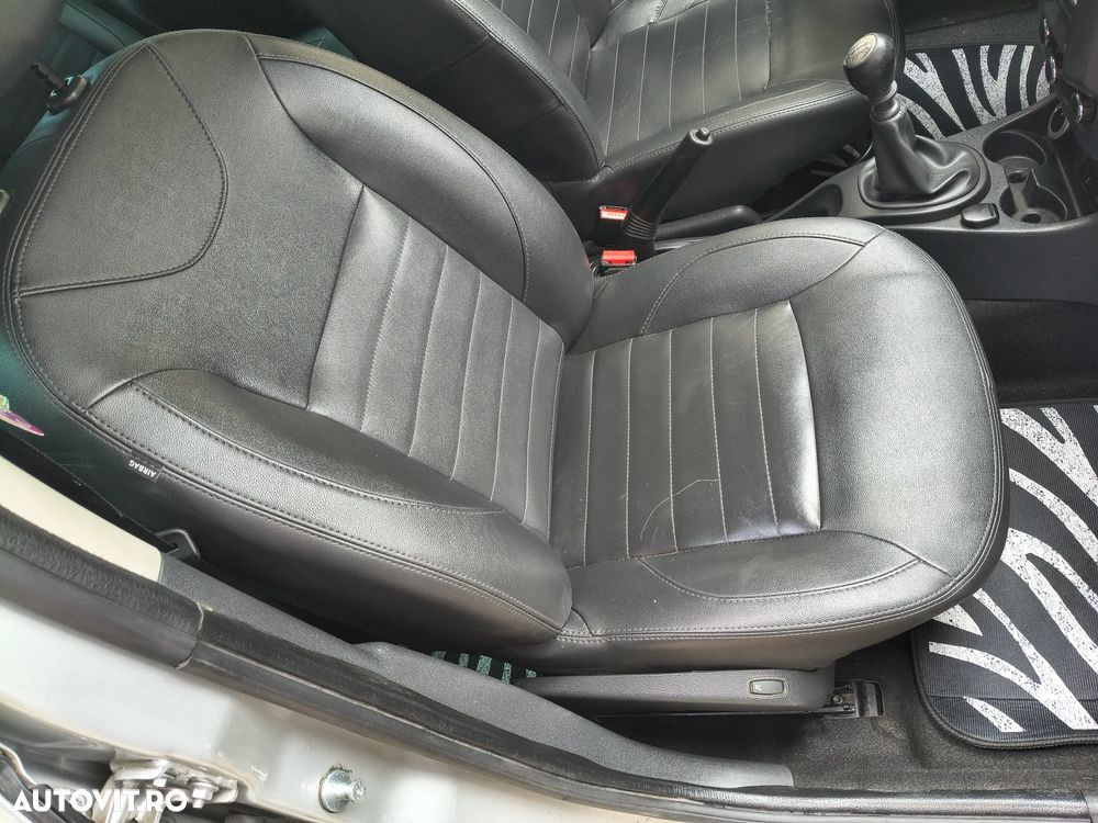 Dacia Duster 1.5 dCi 4x4 Prestige - 22