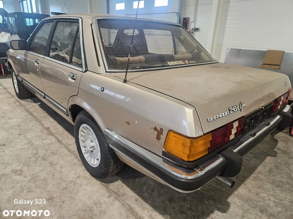Ford Granada - 4