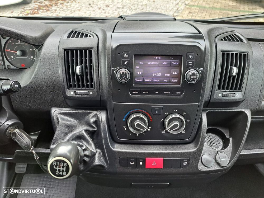 Peugeot Boxer 2.2 BlueHDi 330 L2H1 Premium - 10