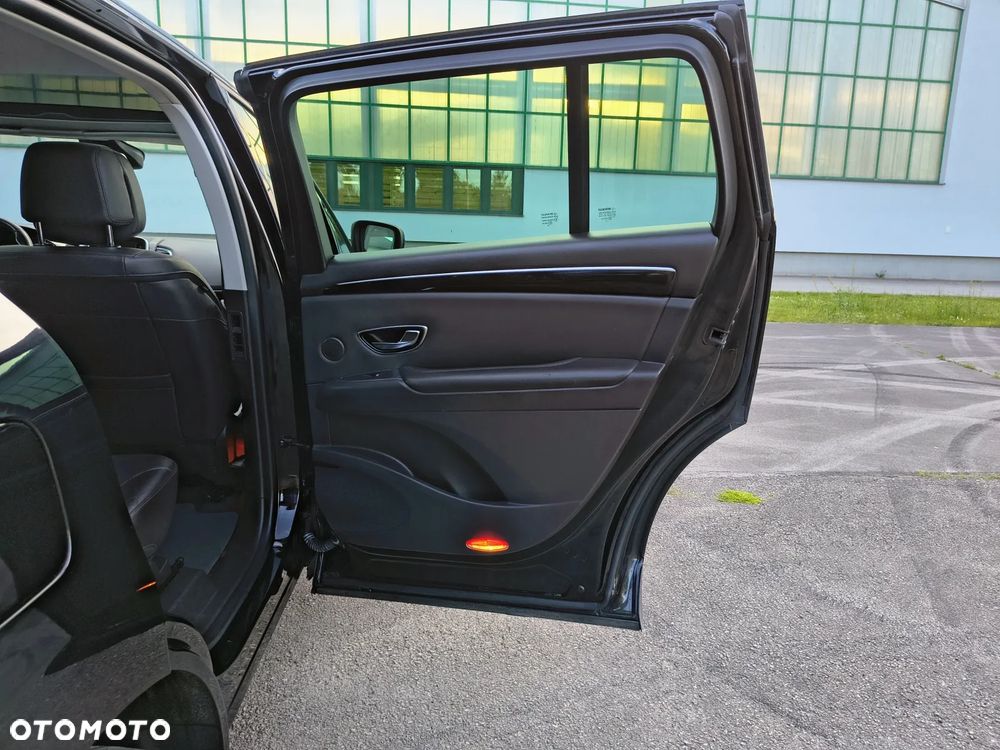 Renault Espace 1.6 dCi Energy Initiale Paris EDC 7os - 24