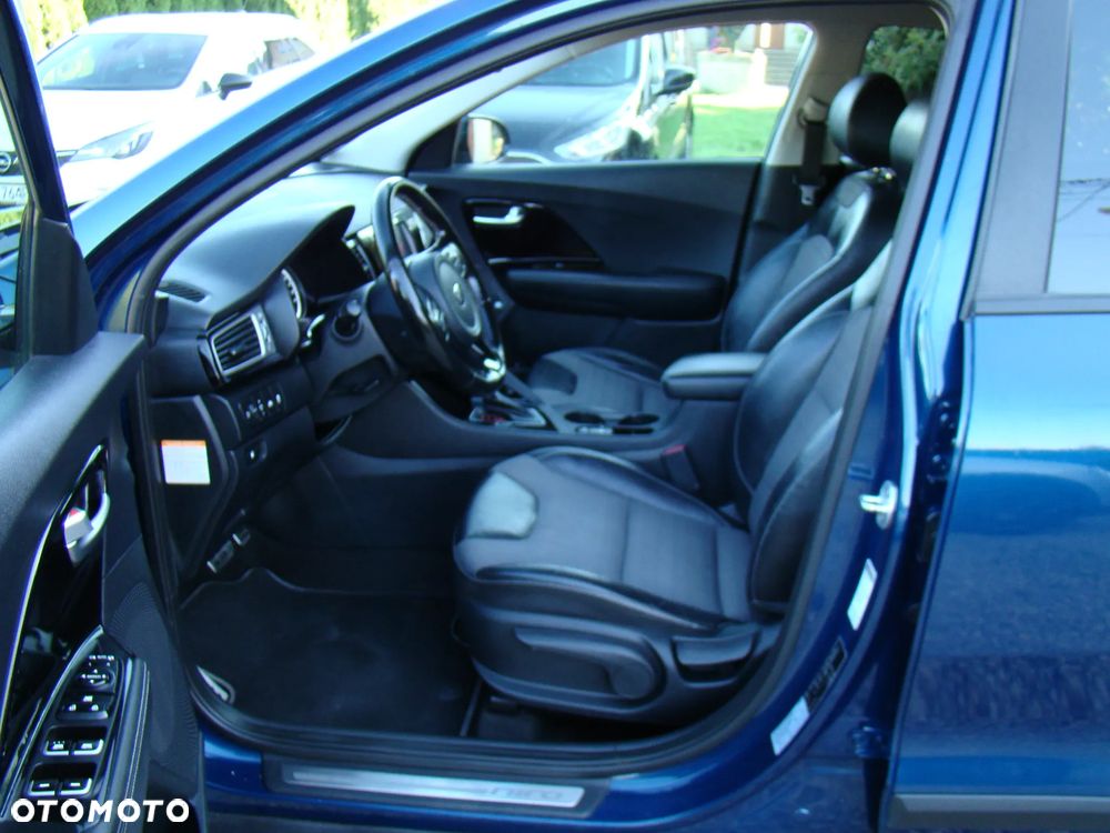 Kia Niro 1.6 GDI 2WD Edition 7 - 24