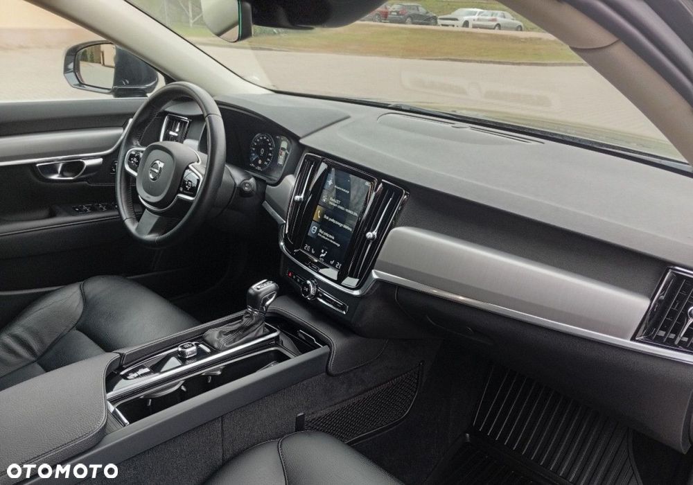 Volvo V90 - 16