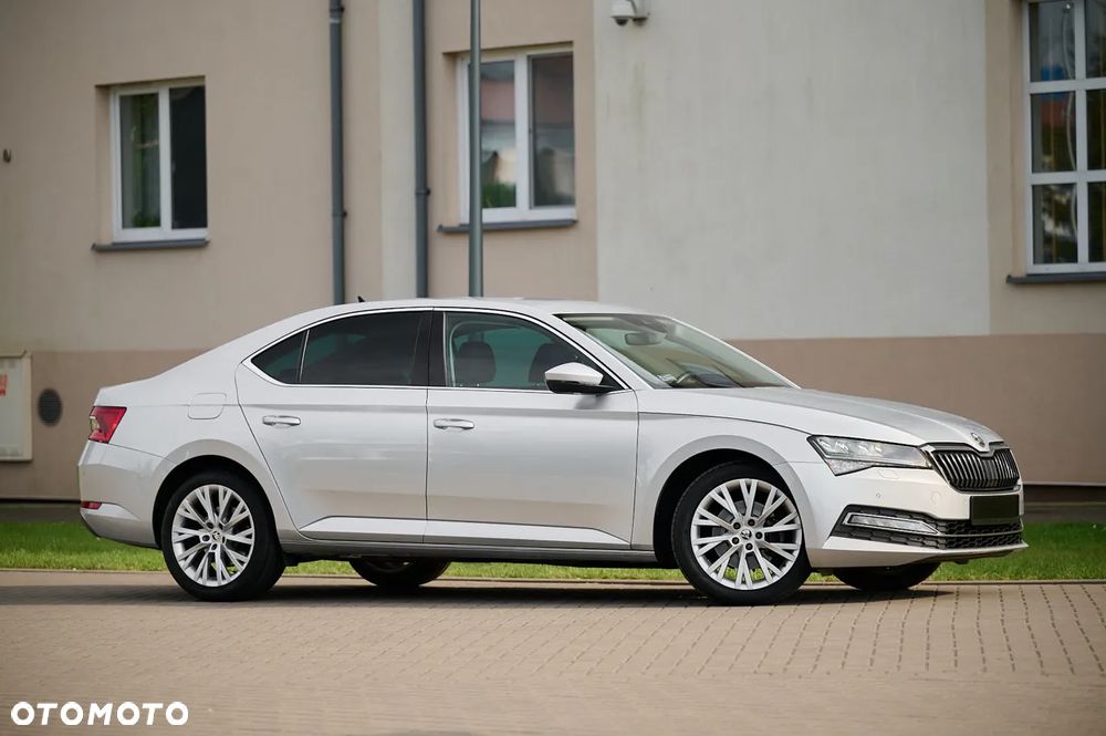 Skoda Superb 2.0 TDI SCR 4x4 Style DSG - 15