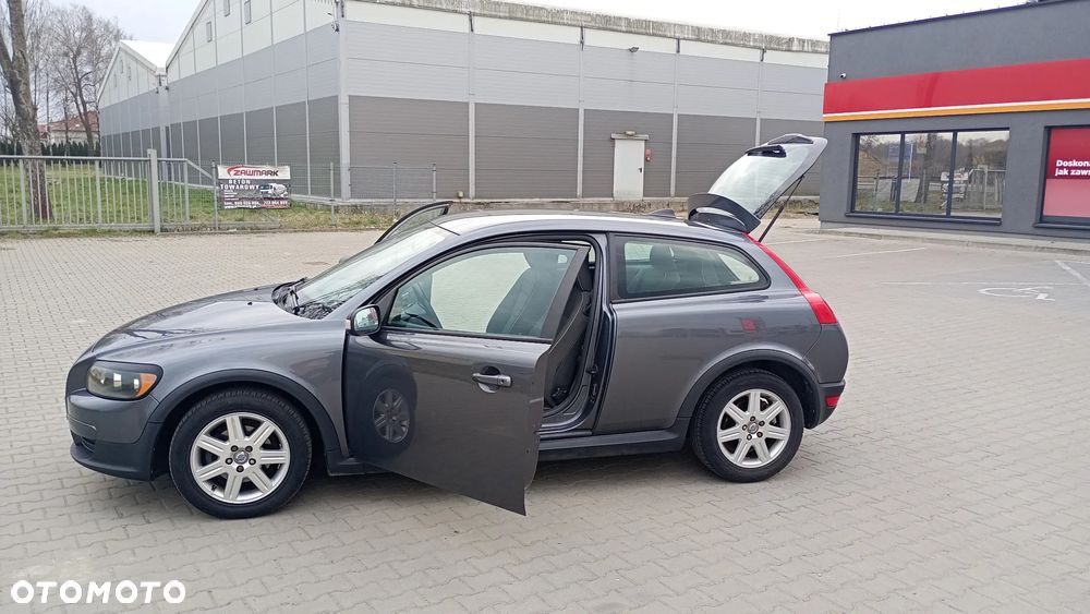 Volvo C30 1.6D - 12