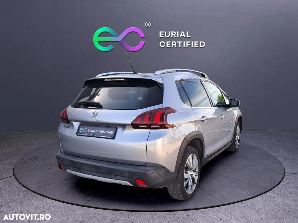 Peugeot 2008 1.2 PureTech Turbo Allure - 3