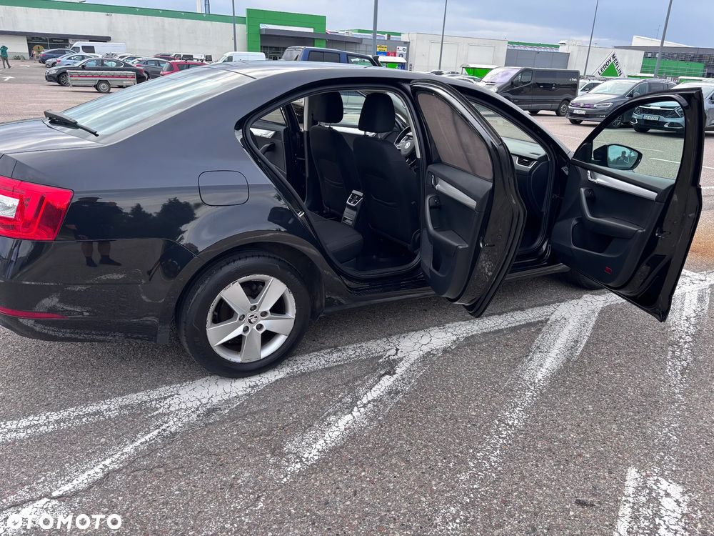 Skoda Octavia 1.6 TDI Ambition - 19