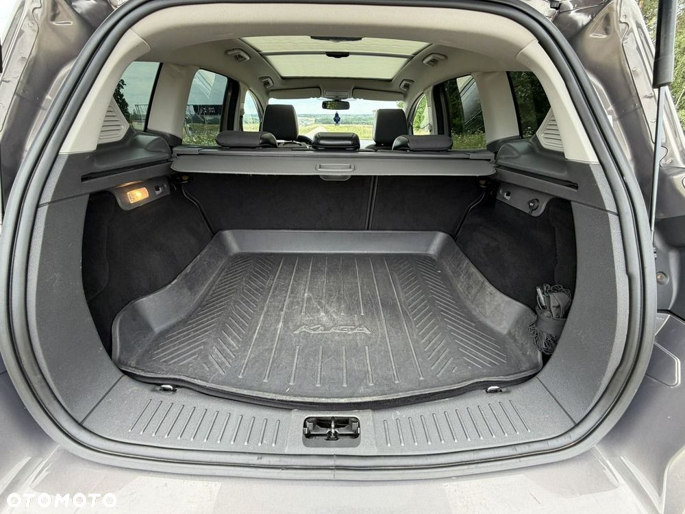 Ford Kuga - 17