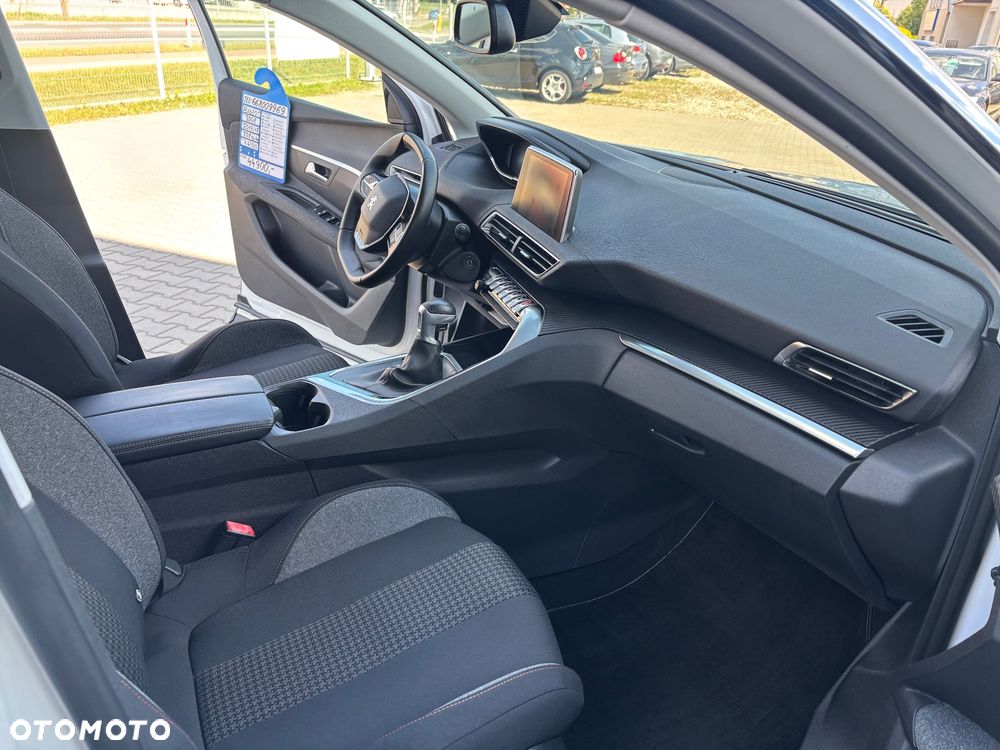 Peugeot 3008 1.6 BlueHDi Active S&S - 13