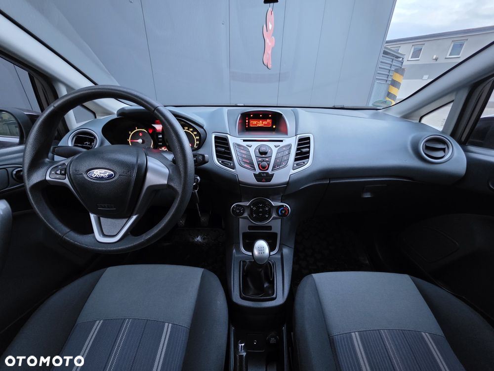 Ford Fiesta 1.25 Viva - 13