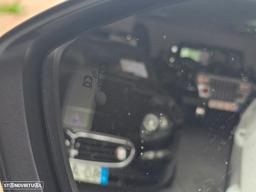 Peugeot e-208 50 kWh GT - 26