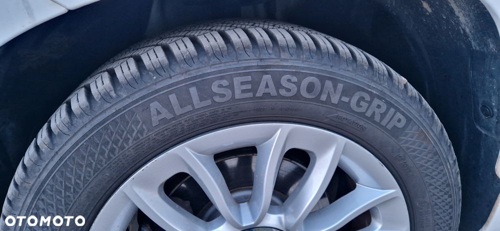 Fiat 500L Urban 1.4 16V Lounge - 16